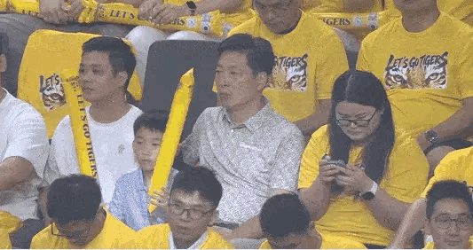 MK体育官方入口-张皓嘉三分绝杀！广东东阳光队主场加时险胜北京 将季后赛晋级悬念延续！